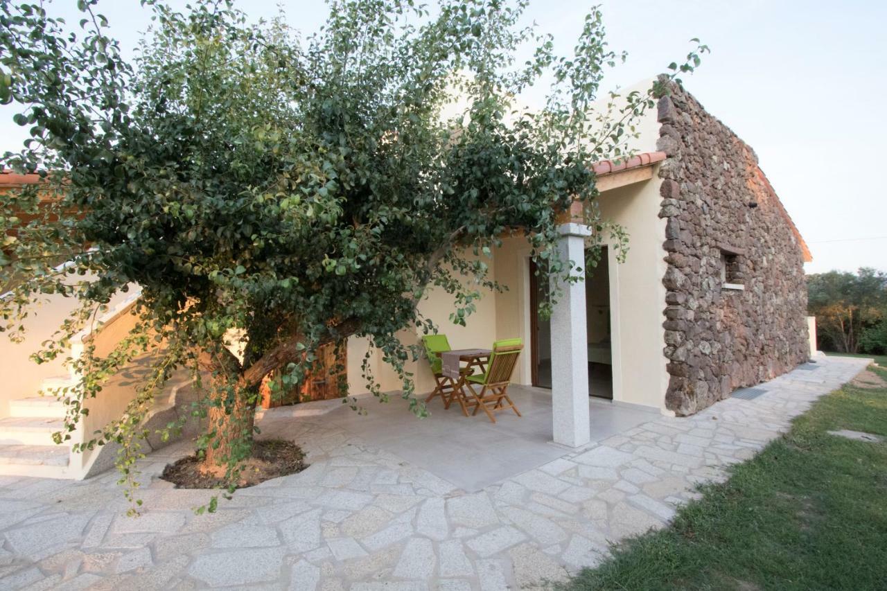 Su Suberju Ξενοδοχείο San Teodoro  Εξωτερικό φωτογραφία